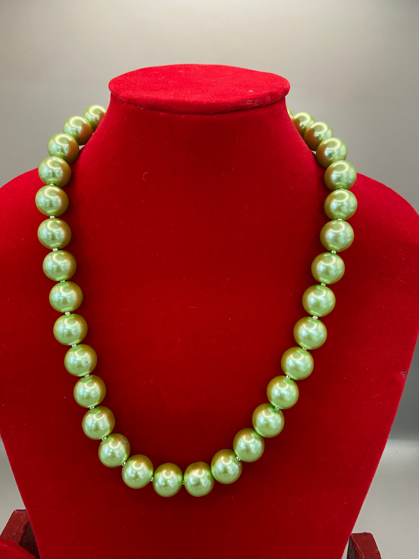 Chunky Pearl Necklace - Handmade