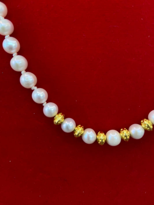 White and Gold Pearl Necklace - Handmade